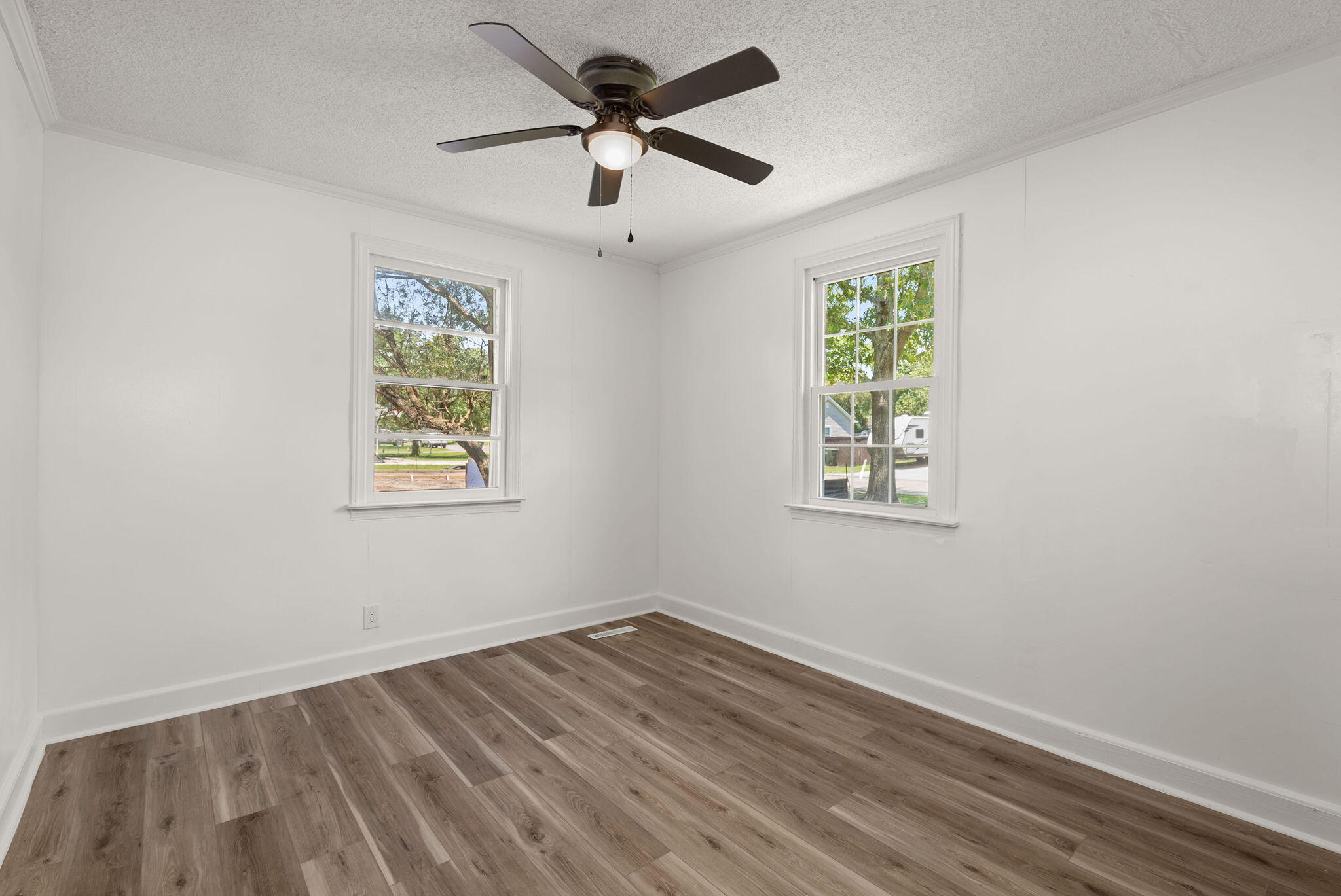 110 Warren Street Moncks Corner, SC 29461 - Photo 8 of 25 24