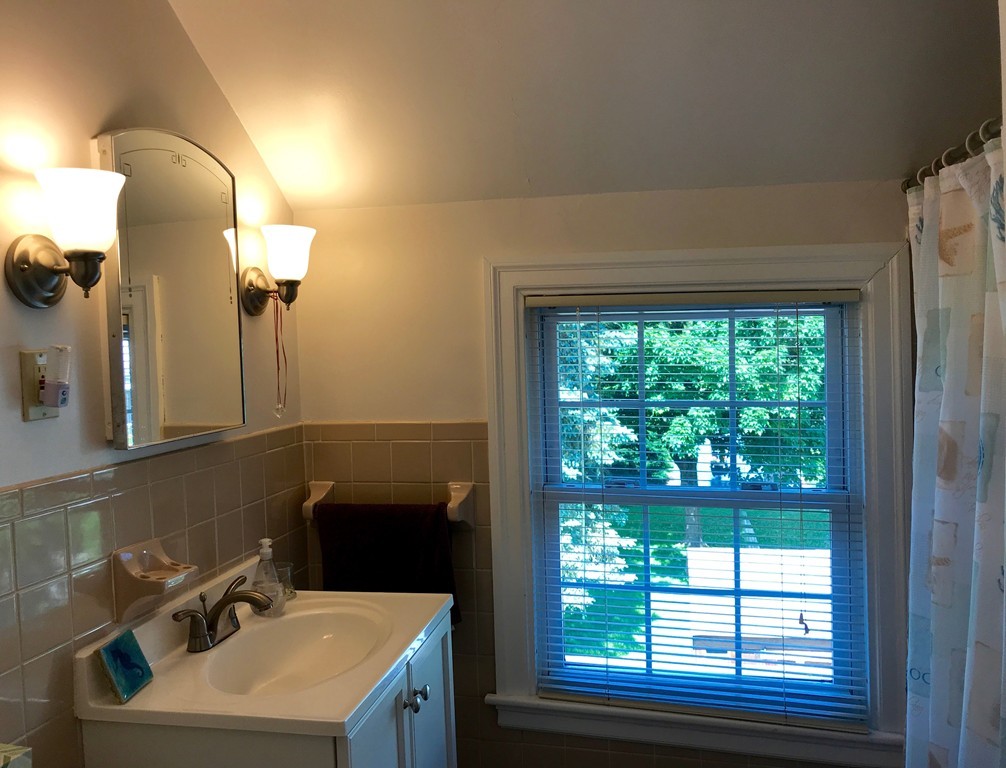 2 Dunnell Road Greenfield, MA 01301 - Photo 17 of 20 Gallery Image 17