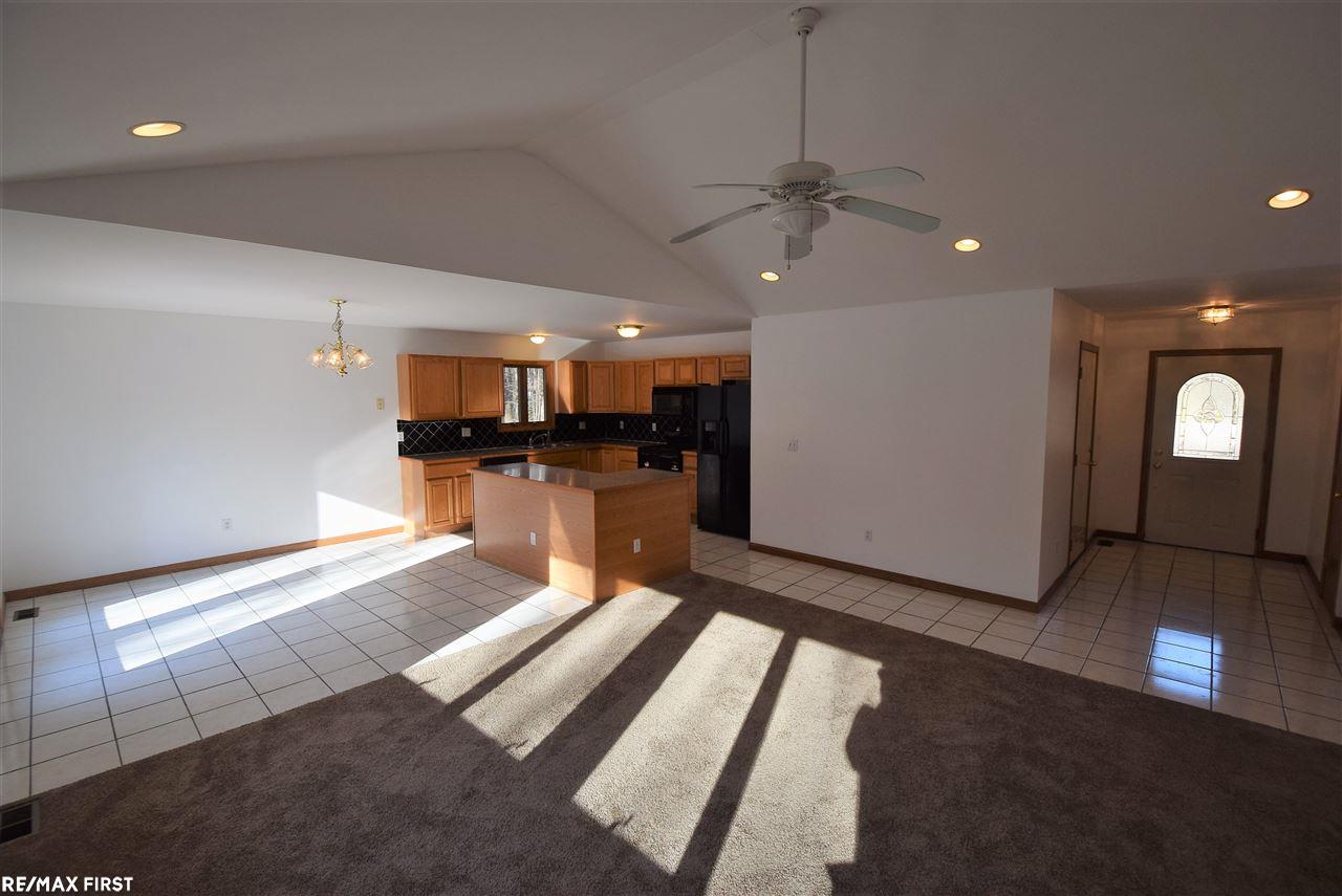 6075 High Road Algonac, MI 48001 - Photo 15 of 39