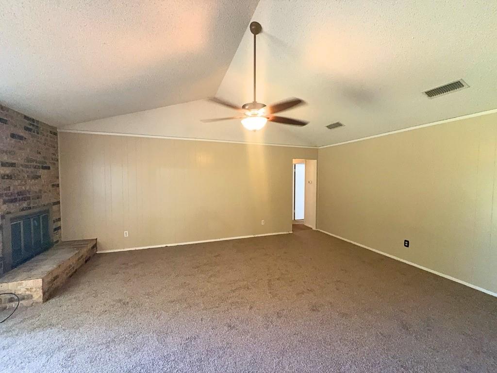 1613 Edgehill Road Benbrook, TX 76126 - Photo 3 of 21 Gallery Image 3