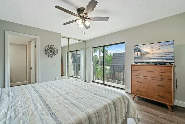 $3,000 | 2020 20th Court, Jupiter, FL 33477