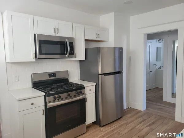 $3,300 | 21 Quintard Terrace, Stamford, CT 06902