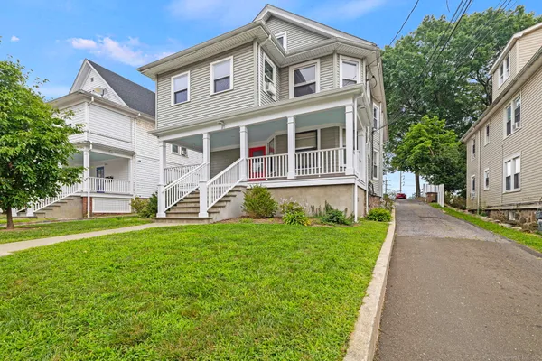 $3,300 | 21 Quintard Terrace, Stamford, CT 06902