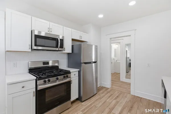 $3,300 | 21 Quintard Terrace, Stamford, CT 06902