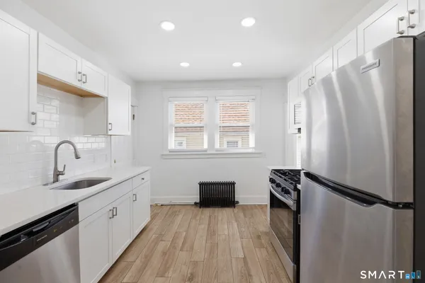 $3,300 | 21 Quintard Terrace, Stamford, CT 06902