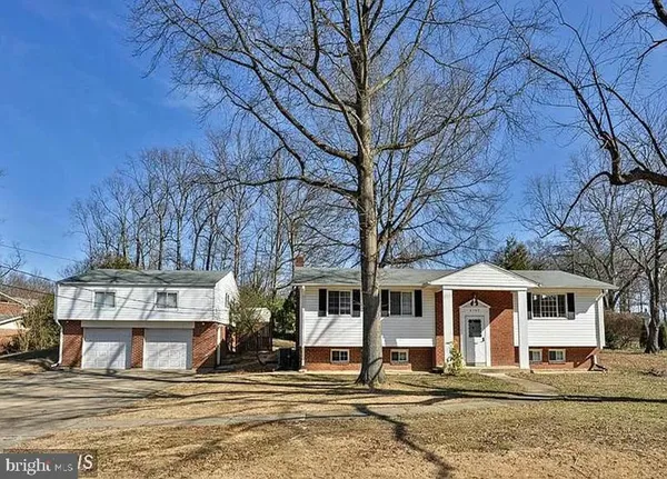 $3,600 | 8707 Greystone Place, Alexandria, VA 22309