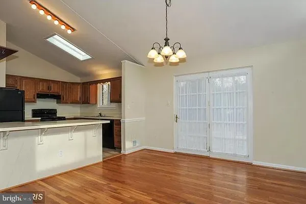 $3,600 | 8707 Greystone Place, Alexandria, VA 22309