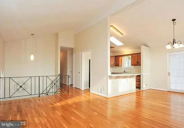$3,600 | 8707 Greystone Place, Alexandria, VA 22309