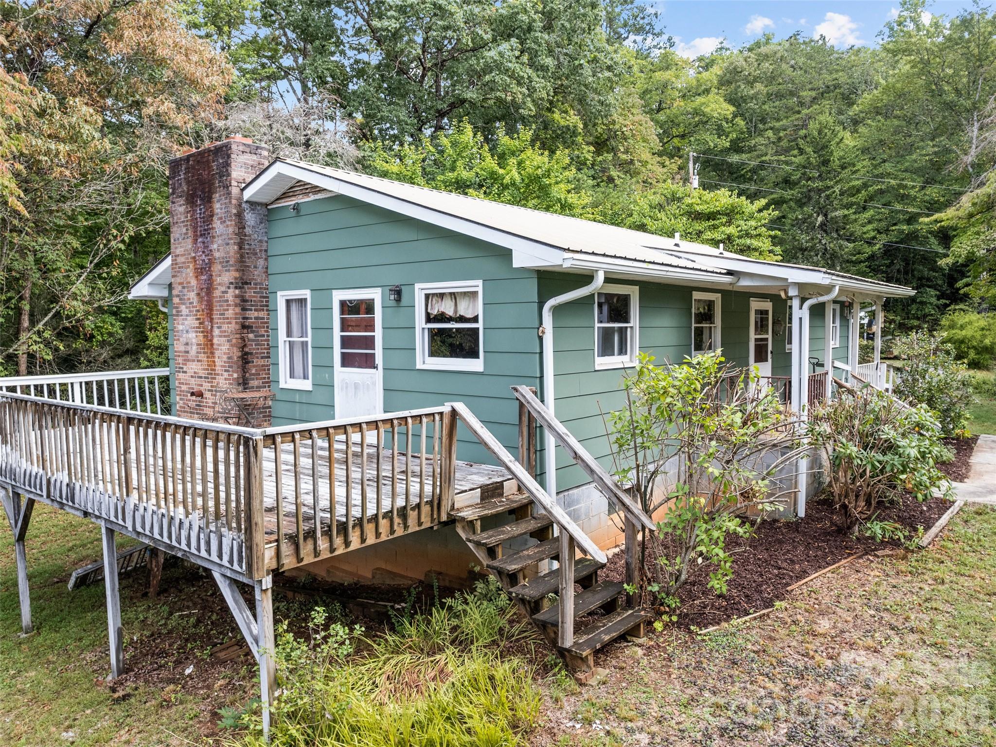 177 Mica Ridge Sylva, NC 28779 - Photo 4 of 33 Gallery Image 4