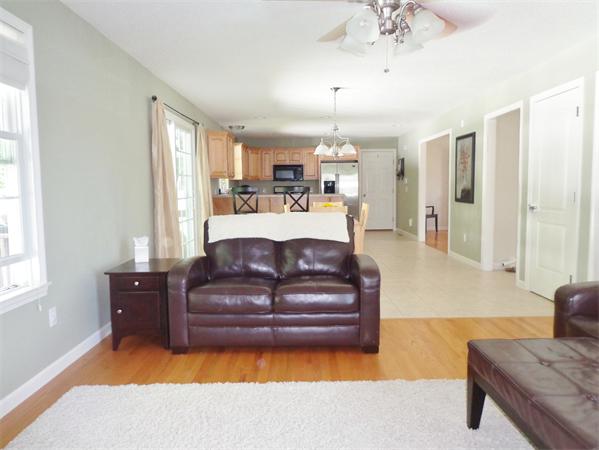 18 Angelica Drive Springfield, MA 01129 - Photo 13 of 28 Gallery Image 13