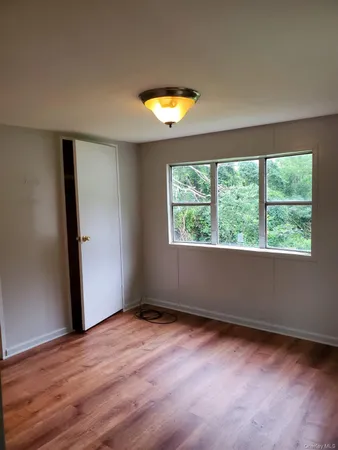 $1,800 | 5195 Highway 52, Ellenville, NY 12428