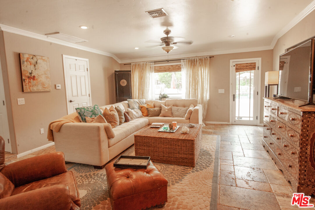 24748 Long Valley Road, Unit A Hidden Hills, CA 91302 - Photo 2 of 8