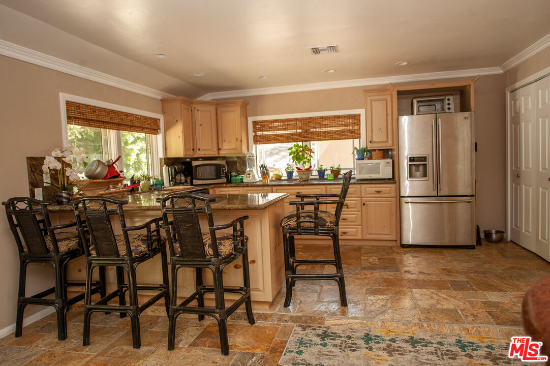 24748 Long Valley Road, Unit A Hidden Hills, CA 91302 - Photo 6 of 8