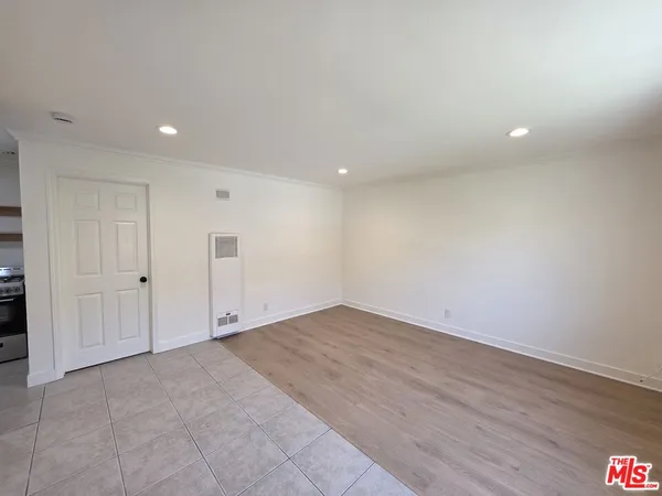 $1,900 | 2400 Vanderbilt Lane, Unit 2400A, Redondo Beach, CA 90278