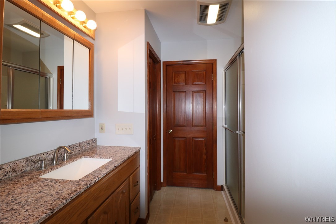 13869 Henskee Road Alden, NY 14004 - Photo 19 of 40