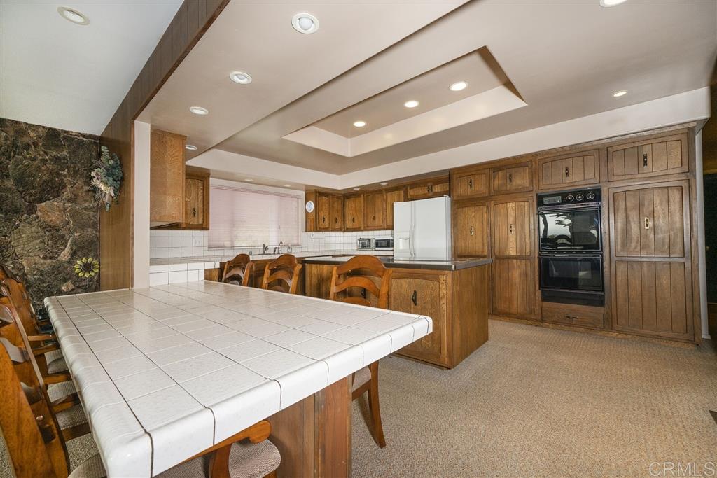 3935 Skyline Road Carlsbad, CA 92008 - Photo 11 of 19 Gallery Image 11