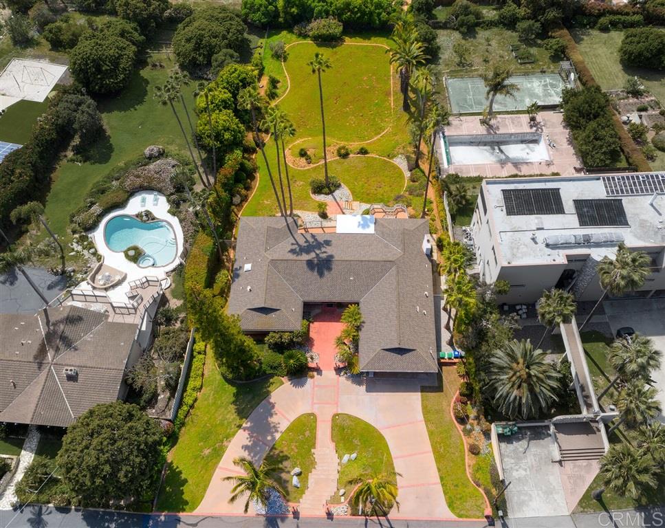 3935 Skyline Road Carlsbad, CA 92008 - Photo 4 of 19 Gallery Image 4