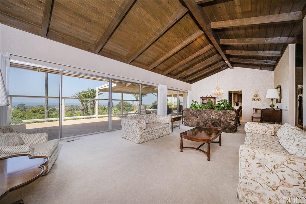3935 Skyline Road Carlsbad, CA 92008 - Photo 5 of 19 Gallery Image 5