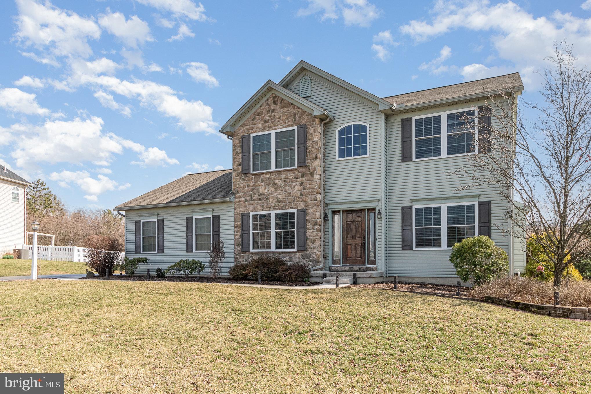 7273 Olde Mill Road Harrisburg, PA 17112 - Photo 3 of 38 Gallery Image 3