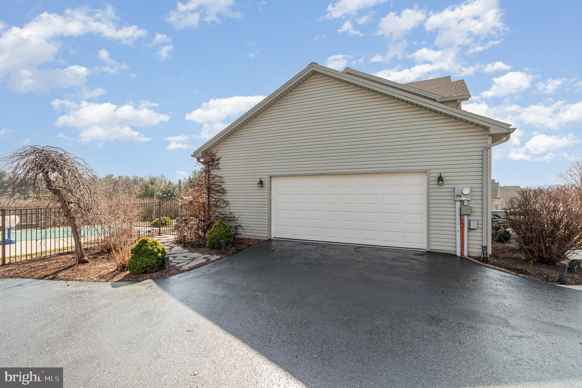 7273 Olde Mill Road Harrisburg, PA 17112 - Photo 31 of 38 Gallery Image 31