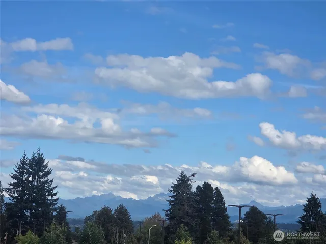 $2,795 | 4738 Rucker Avenue, Everett, WA 98203