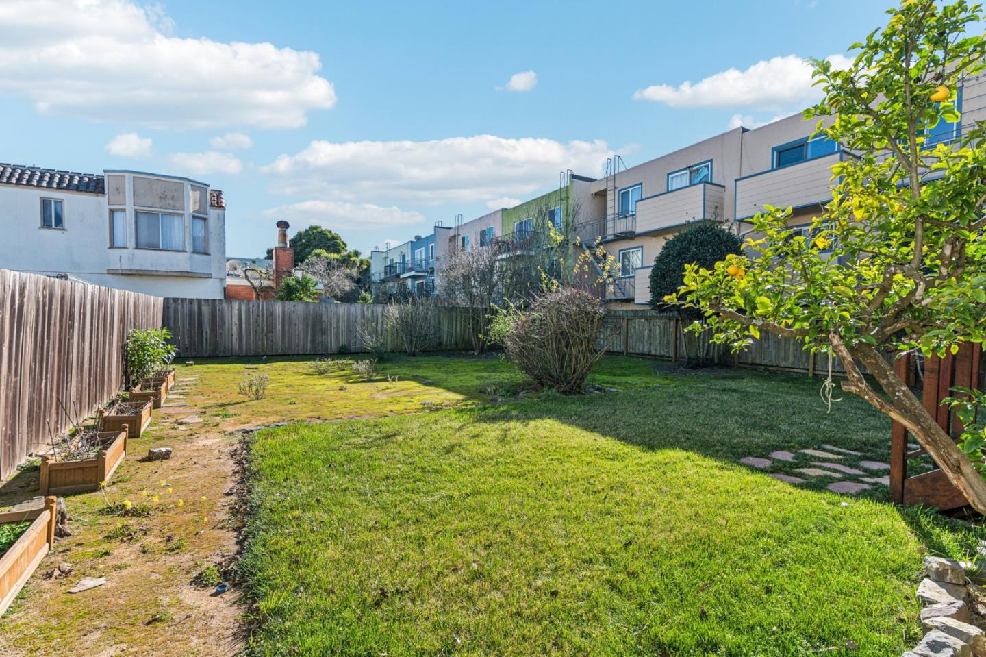 136 Chester Street Daly City, CA 94014 - Photo 36 of 48 a view of a backyard