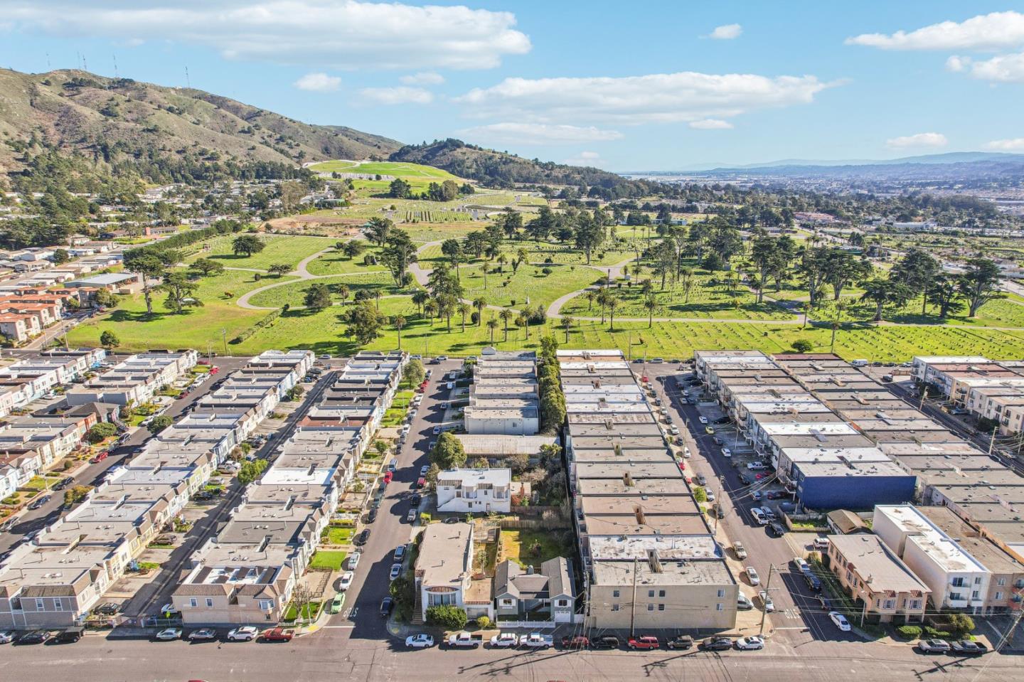 136 Chester Street Daly City, CA 94014 - Photo 46 of 48 a view of a city