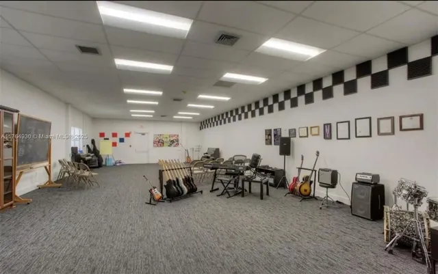 a view of outdoor space