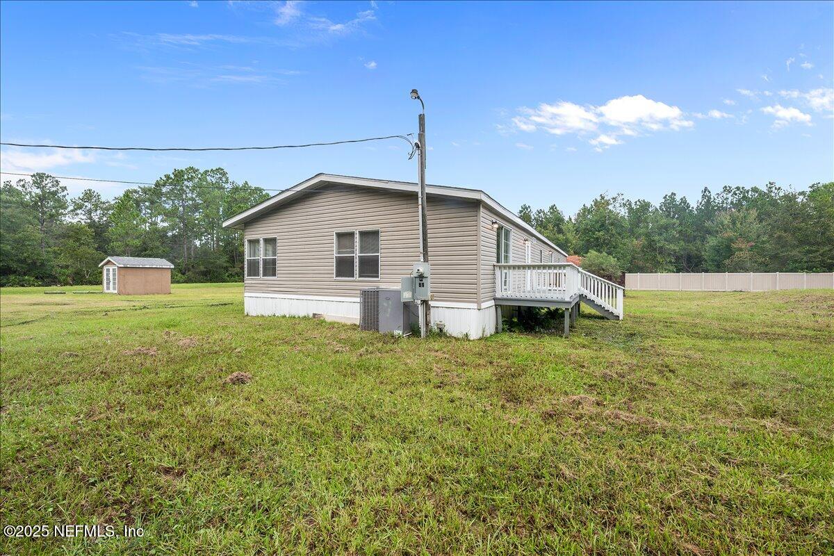 2929 Persimmon Street Bunnell, FL 32110 - Photo 26 of 28 06-JWLeeMedia1057