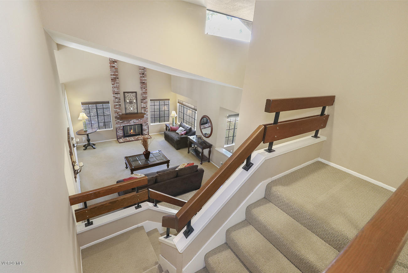 4076 Doneva Road Moorpark, CA 93021 - Photo 18 of 41 hStairs and Hallway2