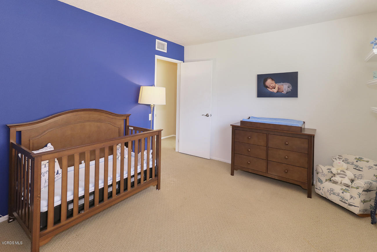4076 Doneva Road Moorpark, CA 93021 - Photo 21 of 41 jBedroom2-2