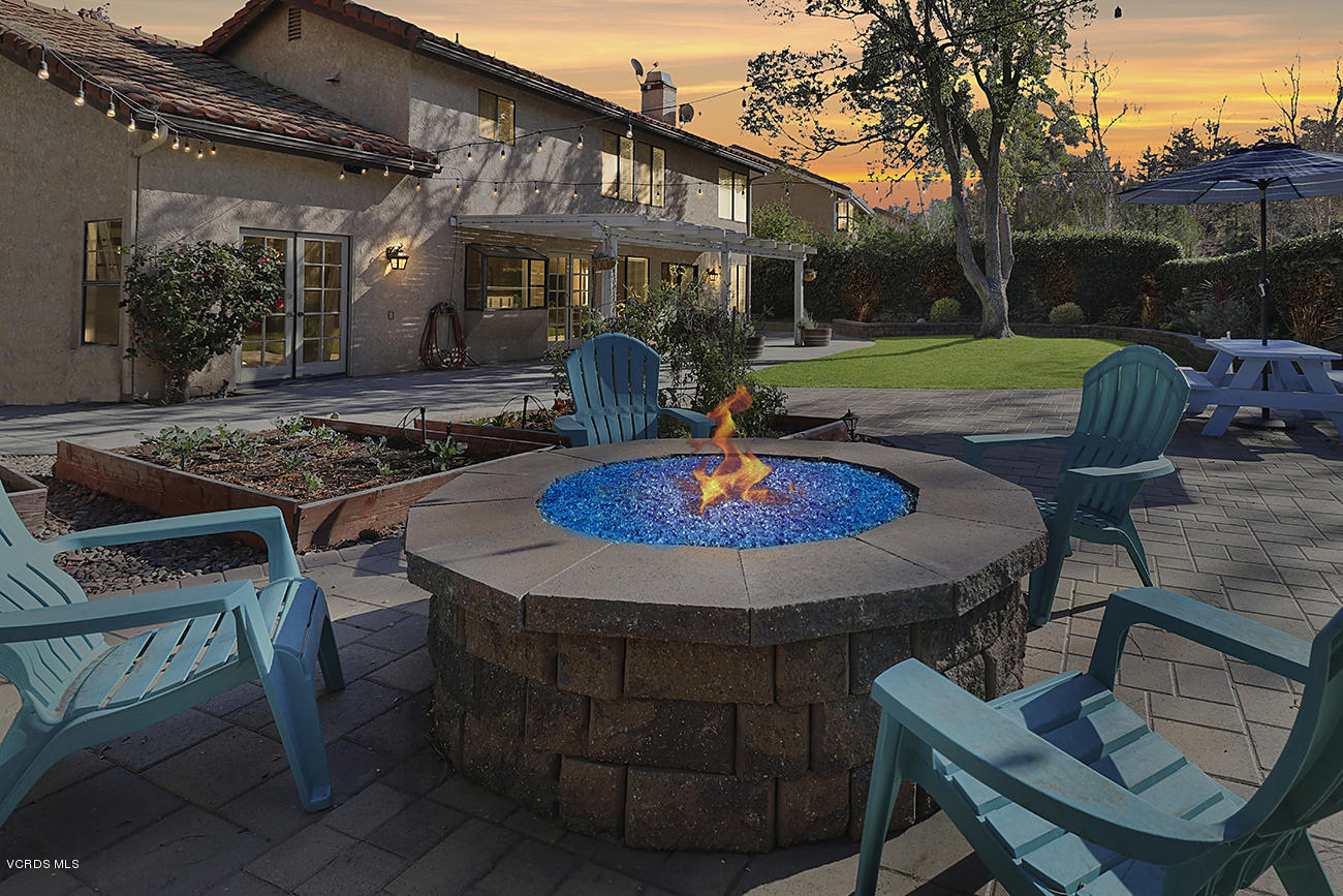 4076 Doneva Road Moorpark, CA 93021 - Photo 41 of 41 pDay to Dusk3