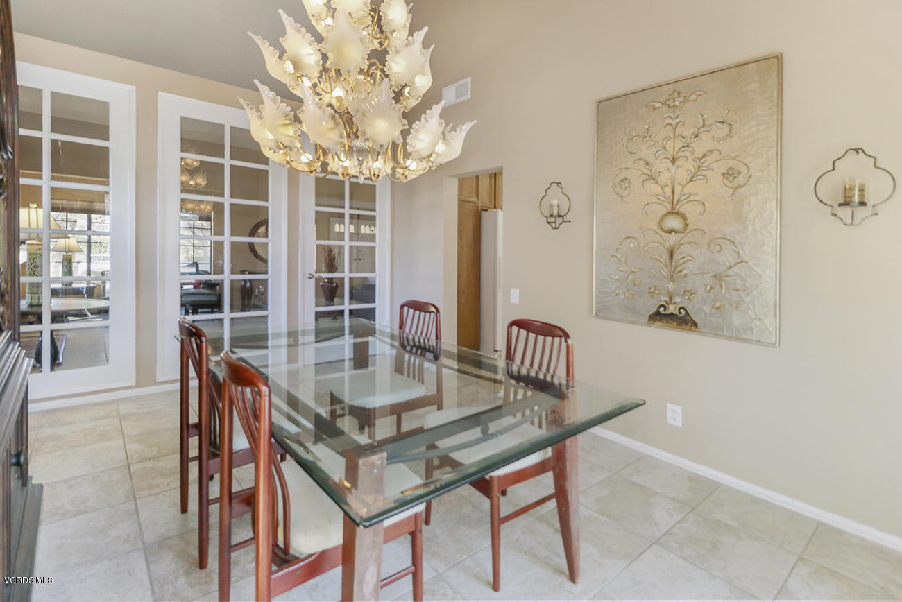 4076 Doneva Road Moorpark, CA 93021 - Photo 8 of 41 cDining2