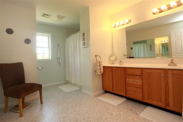 42 Locust Street Merrimac, MA 01860 - Photo 16 of 26 Gallery Image 16