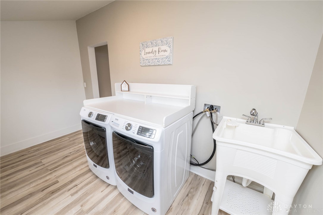 908 Cedar Street Springfield, OH 45504 - Photo 14 of 48