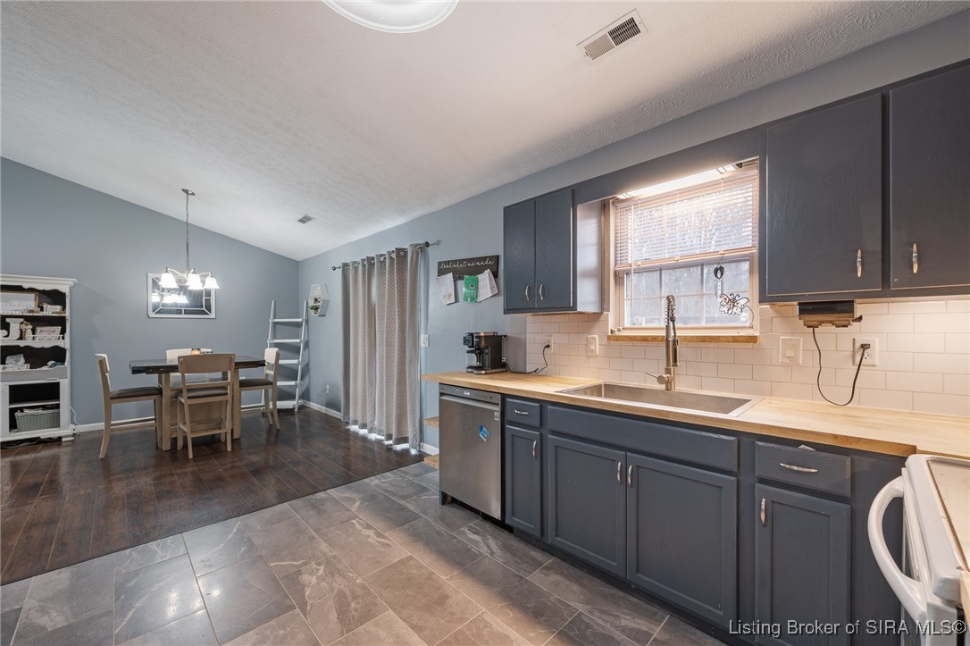 3516 Seilo Ridge North Jeffersonville, IN 47130 - Photo 16 of 30