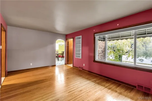 $1,950 | 179 Hamilton Boulevard, Tonawanda, NY 14217