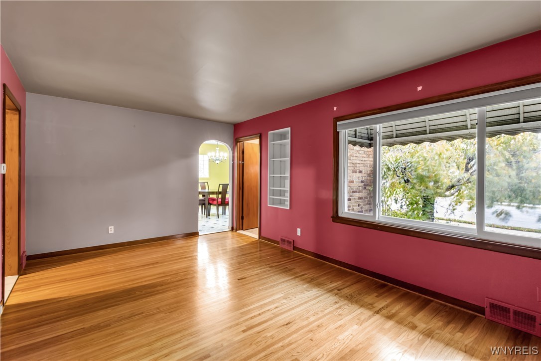 179 Hamilton Boulevard Tonawanda, NY 14217 - Photo 13 of 31