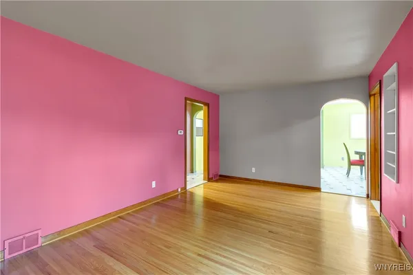 $1,950 | 179 Hamilton Boulevard, Tonawanda, NY 14217