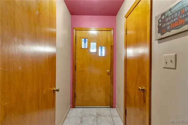 $1,950 | 179 Hamilton Boulevard, Tonawanda, NY 14217