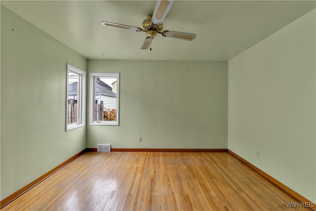 179 Hamilton Boulevard Tonawanda, NY 14217 - Photo 18 of 31