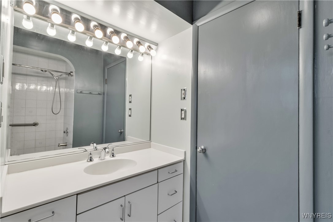 179 Hamilton Boulevard Tonawanda, NY 14217 - Photo 23 of 31