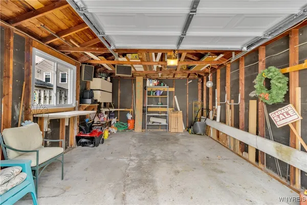 $1,950 | 179 Hamilton Boulevard, Tonawanda, NY 14217