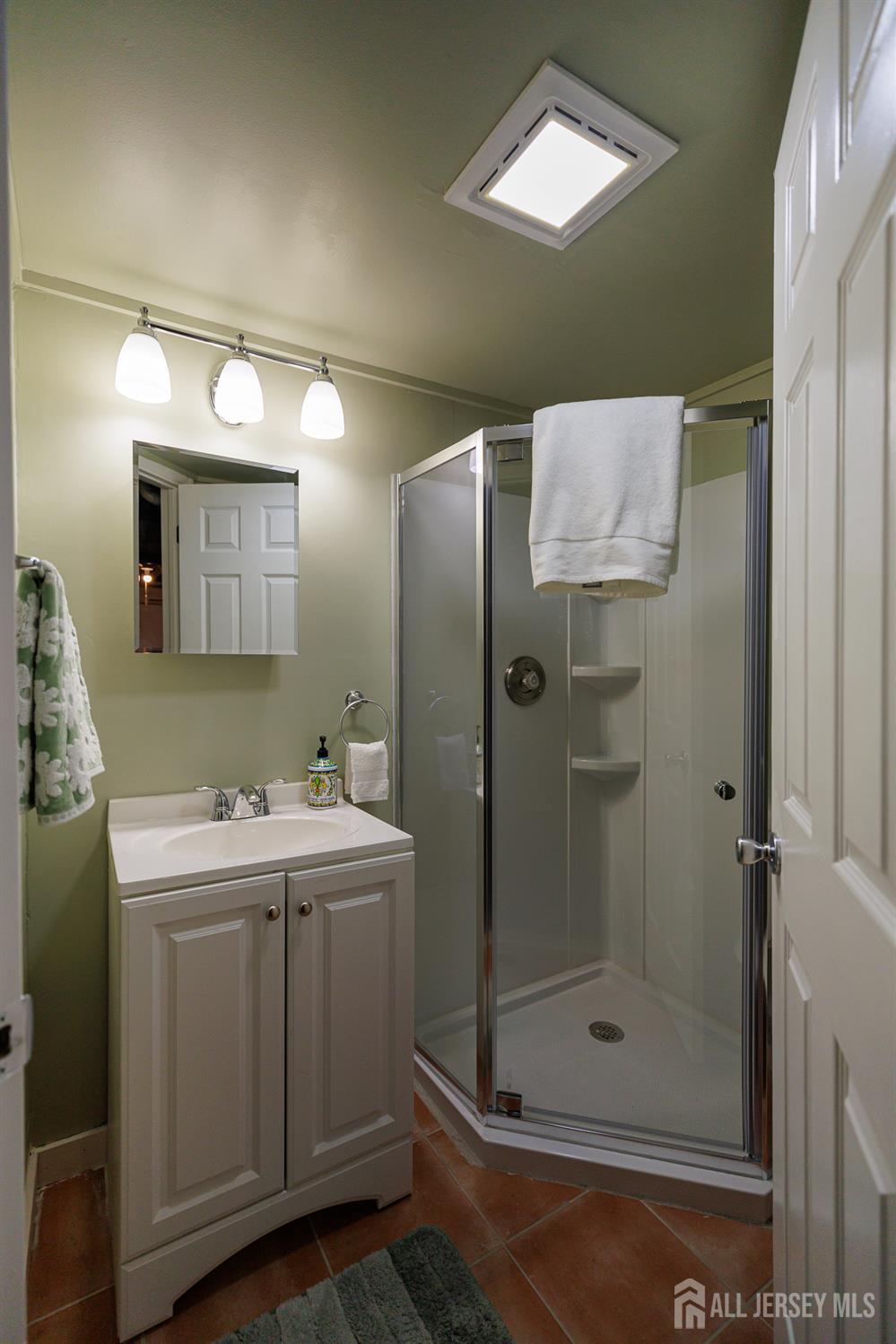 237 4th Street Dunellen, NJ 08812 - Photo 18 of 22