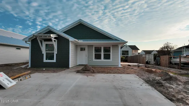 $324,800 | 1 Harvard Circle, Panama City, FL 32405