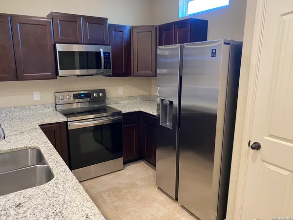 $1,450 | 6406 Marcel Way, Unit 101, San Antonio, TX 78233