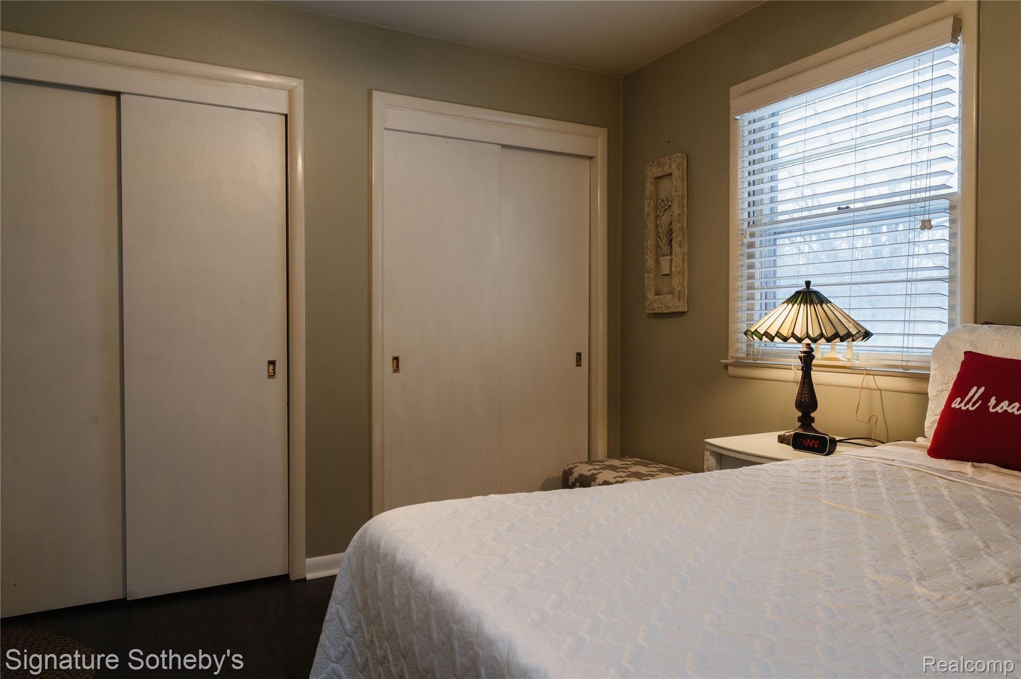 5120 North Rochester Road Rochester, MI 48306 - Photo 21 of 37 Bedroom 1