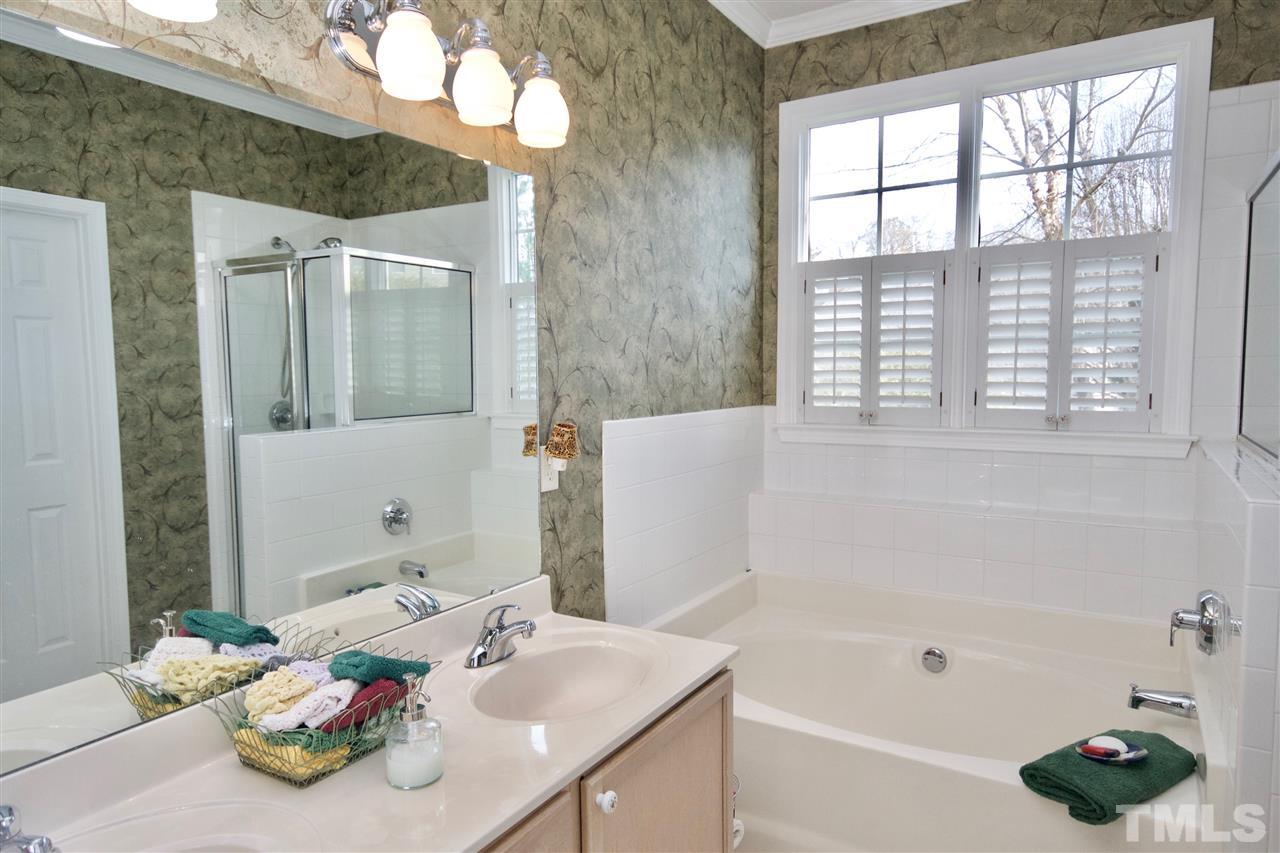 3104 Carriage Light Court Raleigh, NC 27604 - Photo 11 of 25 Gallery Image 11