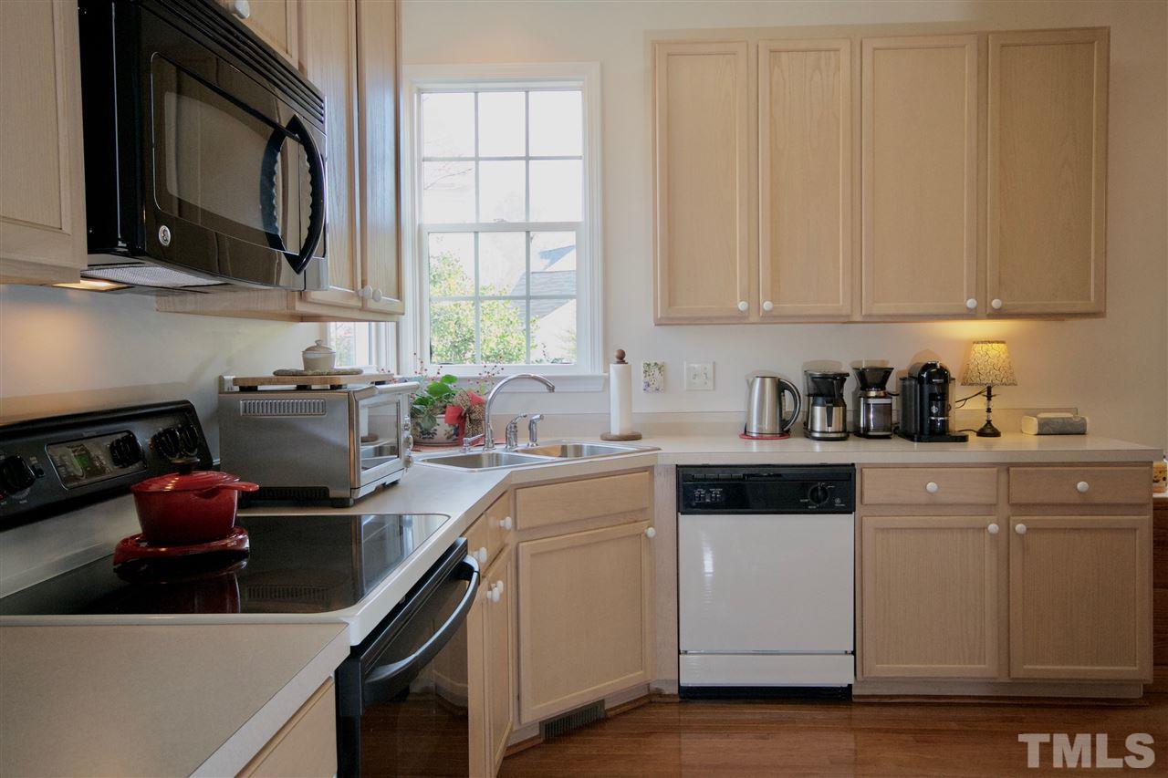 3104 Carriage Light Court Raleigh, NC 27604 - Photo 3 of 25 Gallery Image 3