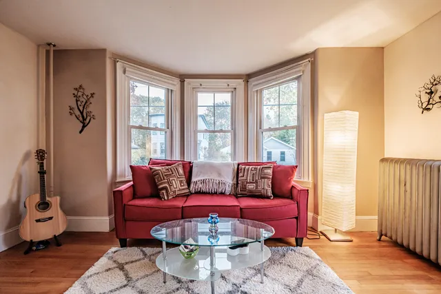 $499,000 | 10 Whitehall Avenue, South Portland, ME 04106